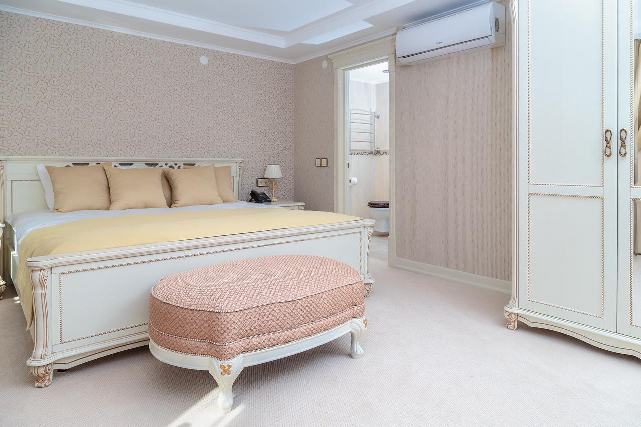 Hotel Polonez Минск Екстериор снимка