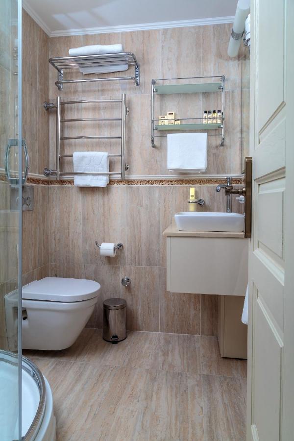 Hotel Polonez Минск Екстериор снимка